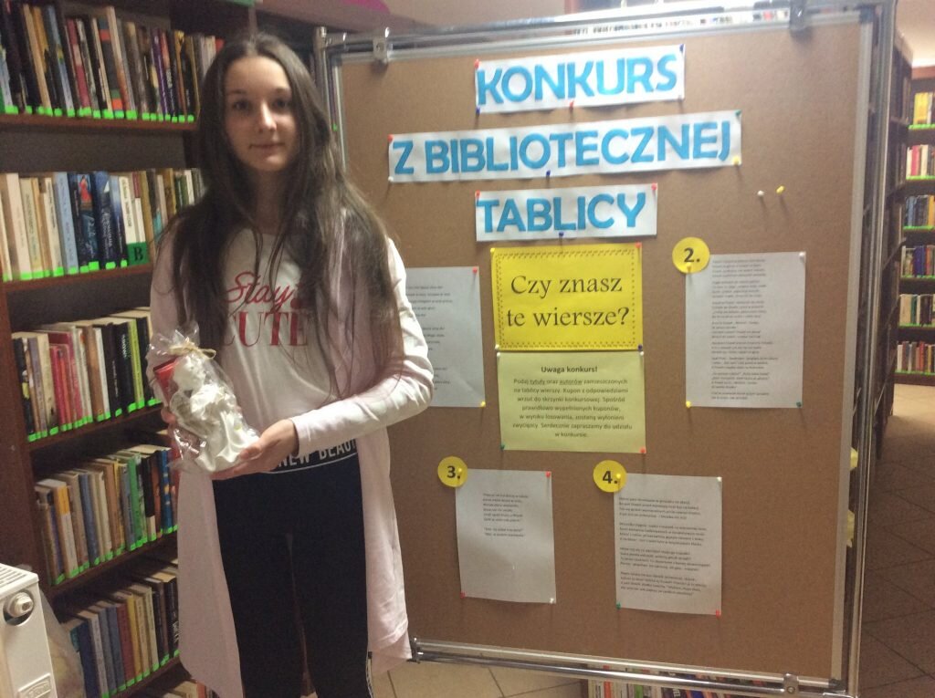 CZY ZNASZ TE WIERSZE I ICH AUTORÓW?  KONKURS Z BIBLIOTECZNEJ TABLICY