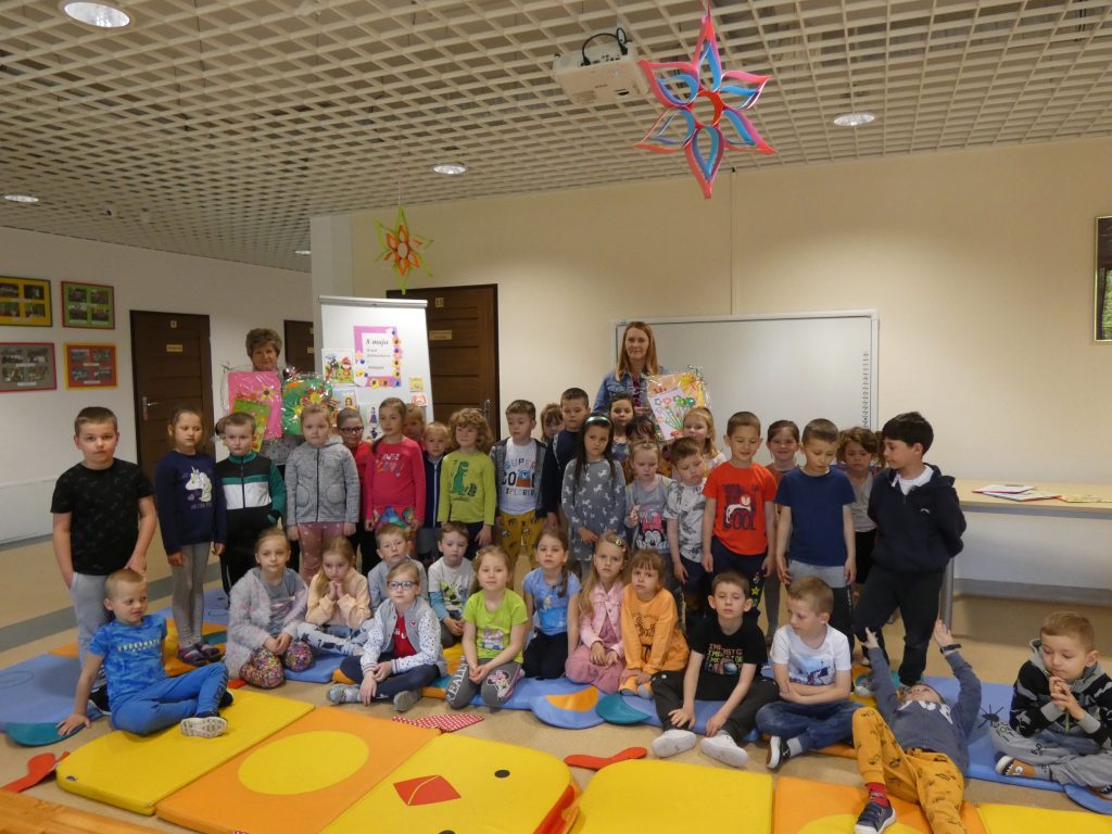 DZIEŃ BIBLIOTEKARZA W PRZEDSZKOLU
