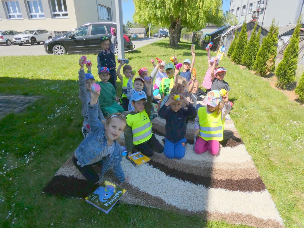 OGÓLNOPOLSKI TYDZIEŃ CZYTANIA DZIECIOM – KOCYKOWE SPOTKANIE Z KSIĄŻKĄ W PLENERZE