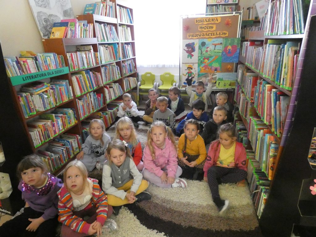 KSIĄŻKA MOIM PRZYJACIELEM